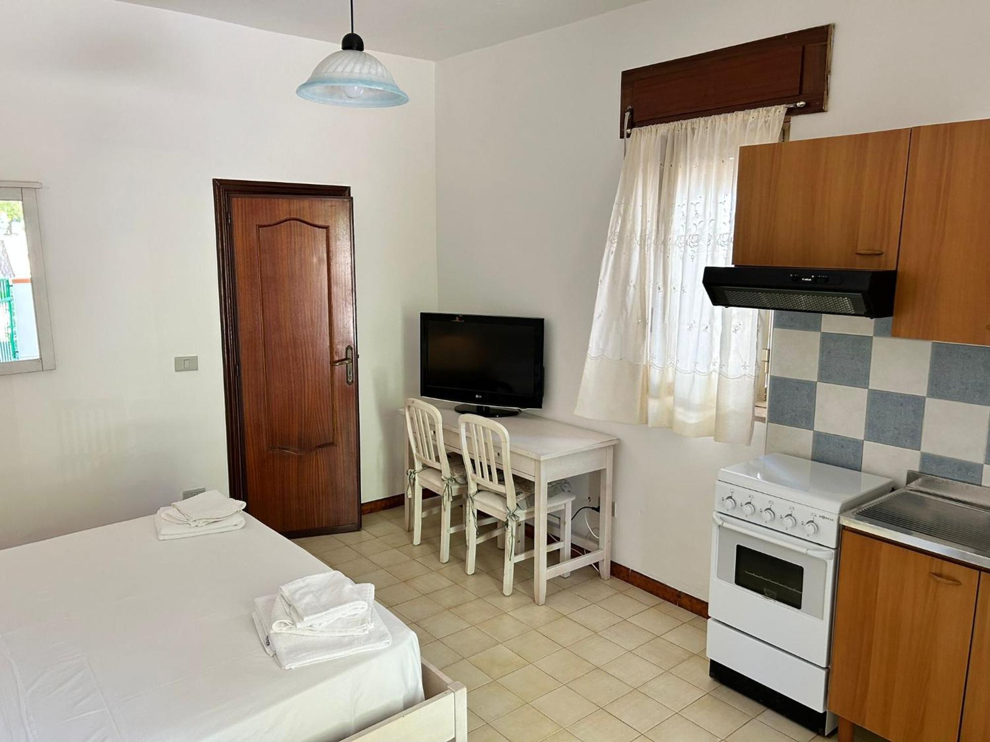 Viola Club Village & Camping Foce Varano Buitenkant foto